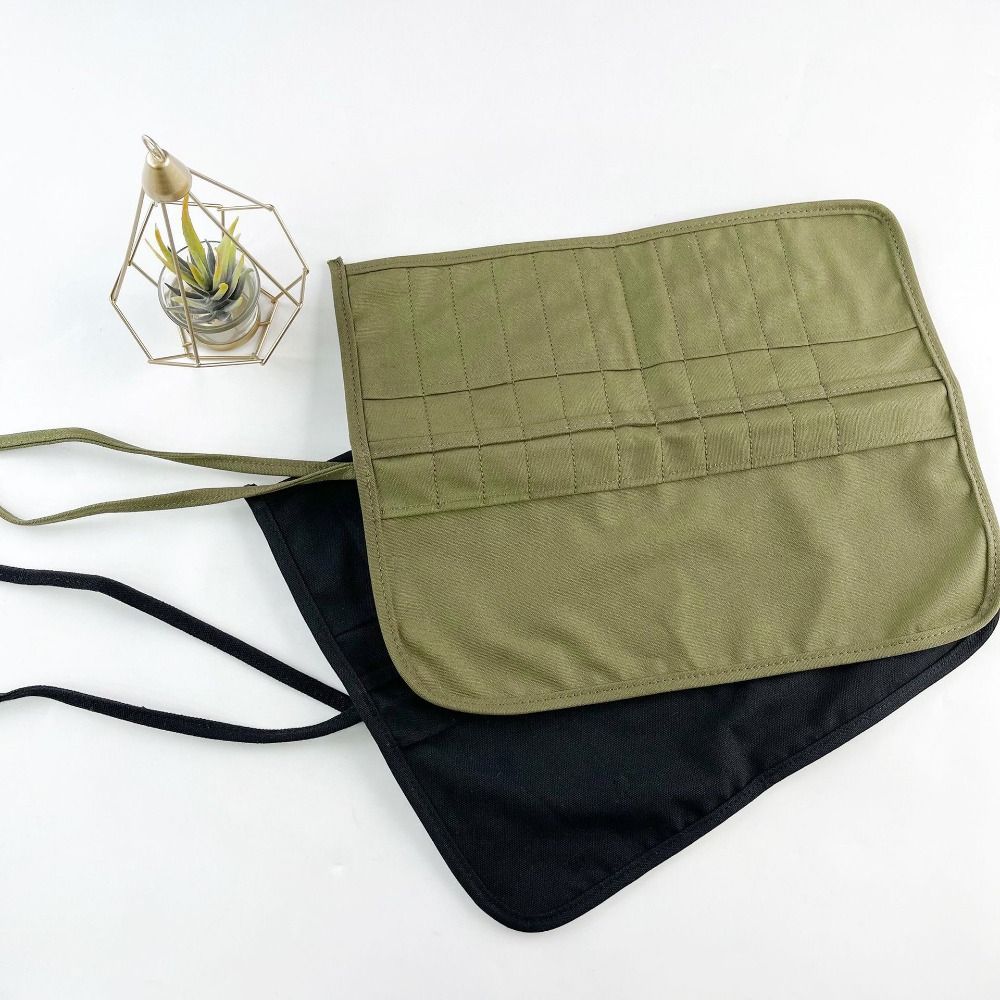 Porte-pinceaux à 22 compartime - Case With Pencil Holder avis et prix